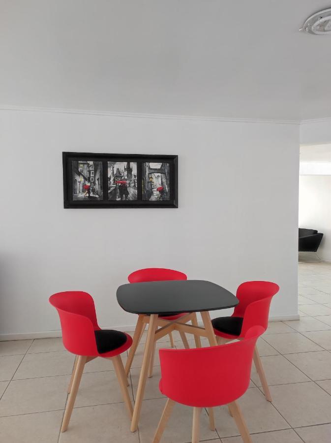 Hostal Donihue Acomodação com café da manhã 