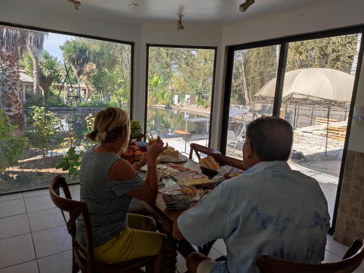 Acomodação com café da manhã  Hostal Donihue *